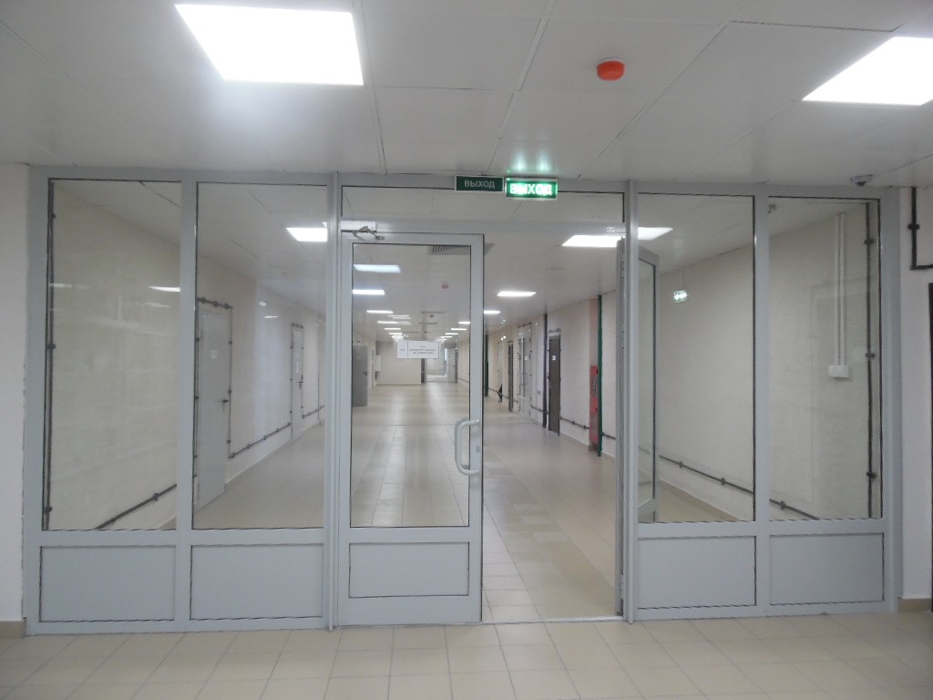 Алюминиевая дверь 900×2100 мм. GFTD24202 Алюминиевая дверь 900×2100 мм. GFTD24202