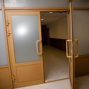 Алюминиевая дверь 900×2100 мм. GFTD24207 Алюминиевая дверь 900×2100 мм. GFTD24207